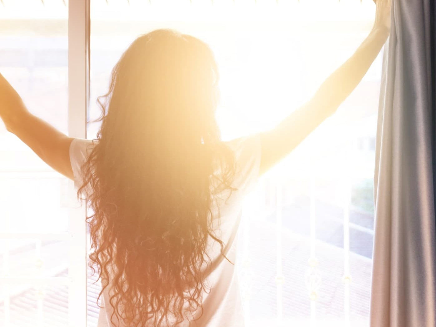 Nighttime Eating, Sleep-Wake Cycles, and Stress Management