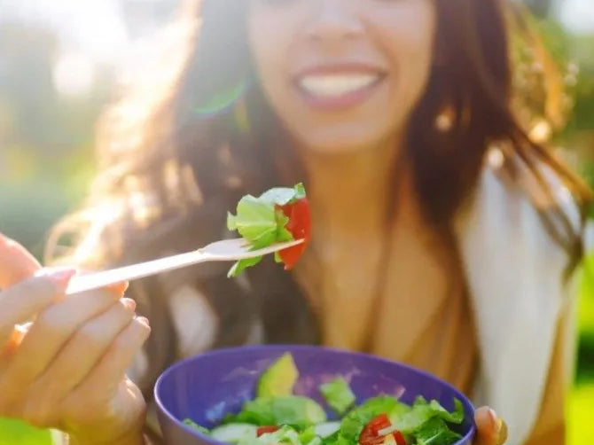 How to Boost Your Satiety Hormone and Curb Food Cravings