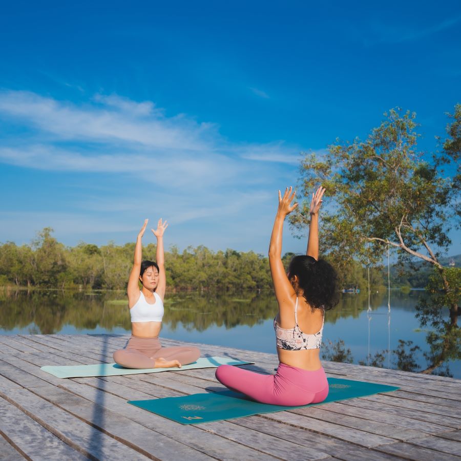 Female Hormones, Stress and Circadian Rhythms